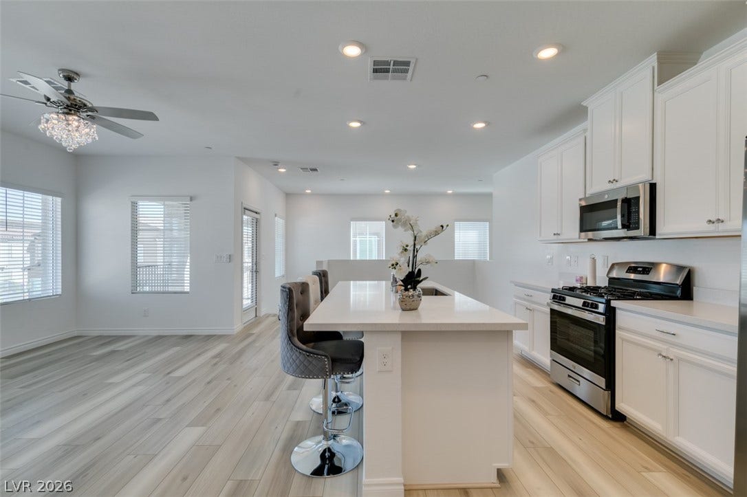 7312 N Decatur Boulevard, #6, North Las Vegas, NV 89131