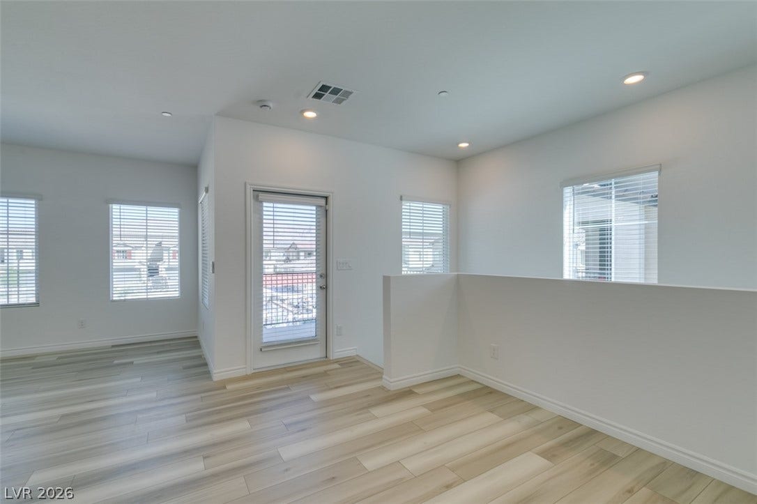 7312 N Decatur Boulevard, #6, North Las Vegas, NV 89131