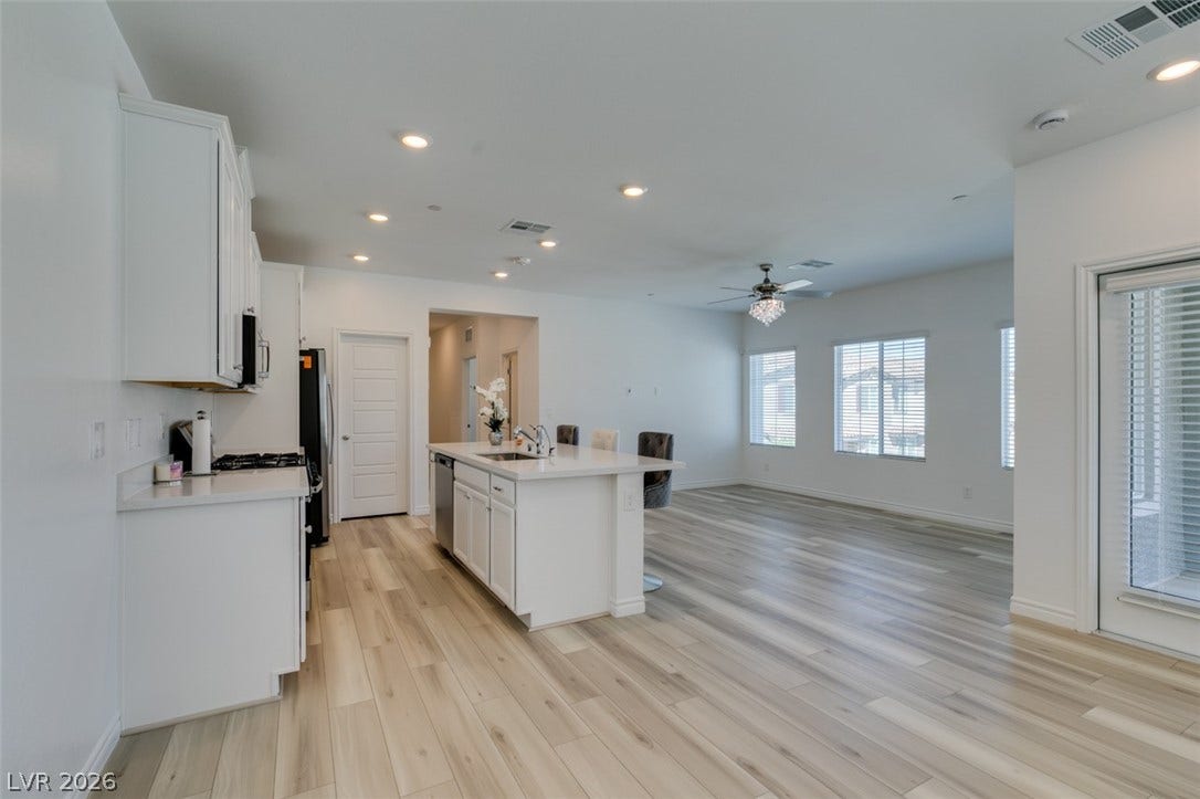 7312 N Decatur Boulevard, #6, North Las Vegas, NV 89131