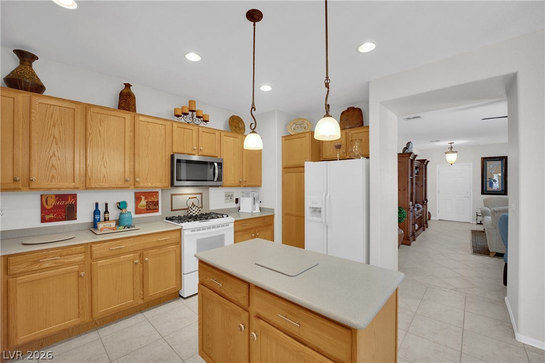 1811 Tiger Creek Avenue, Henderson, NV 89012 1811 Tiger Creek Avenue, Henderson, NV 89012
