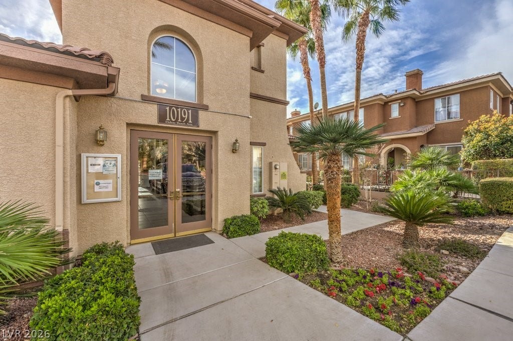 3910 Legend Hills Street, #103, Las Vegas, NV 89129 Entry into the Fitness Center.