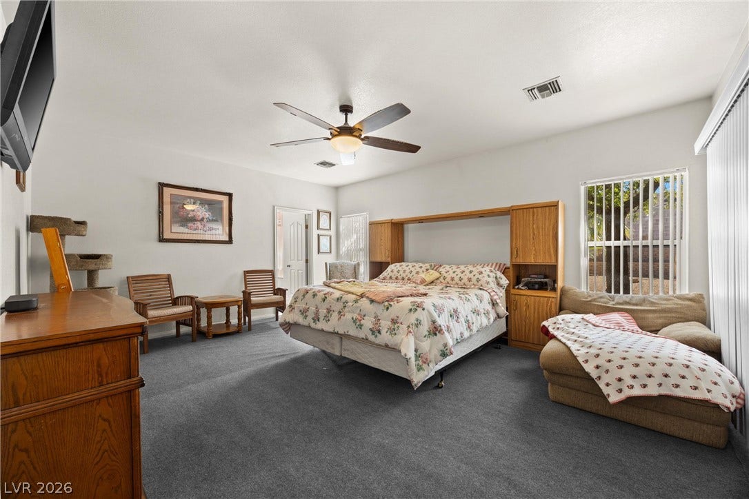211 W Highland Drive, Henderson, NV 89015 Primary bedroom