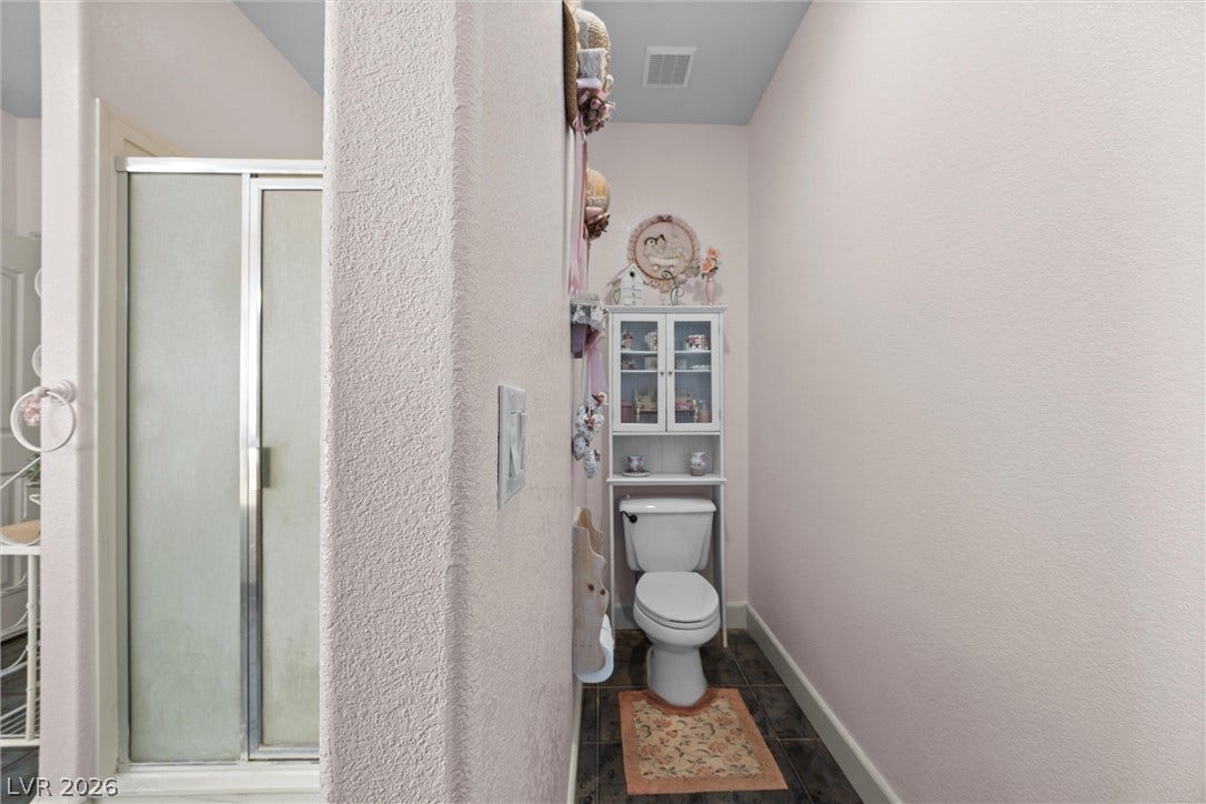 211 W Highland Drive, Henderson, NV 89015 Primary water closet