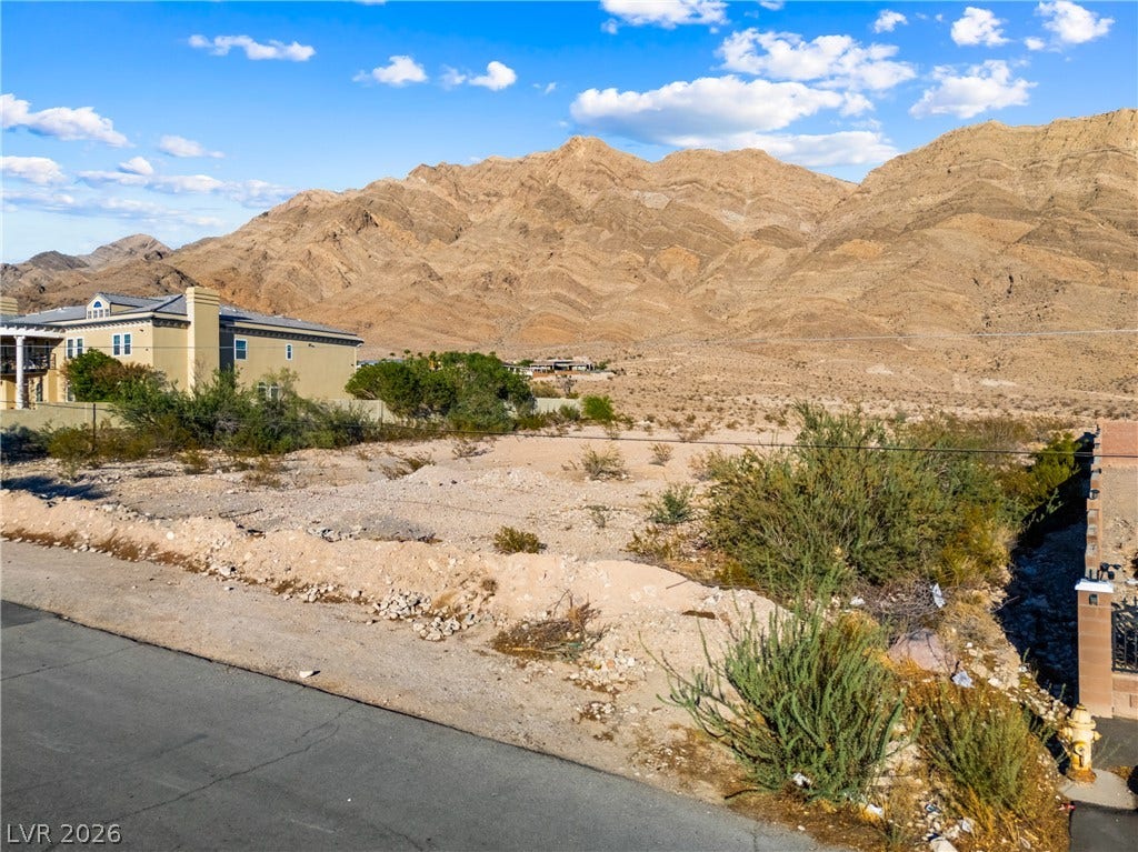 310 Peaceful Street, Las Vegas, NV 89110 310 Peaceful Street, Las Vegas, NV 89110