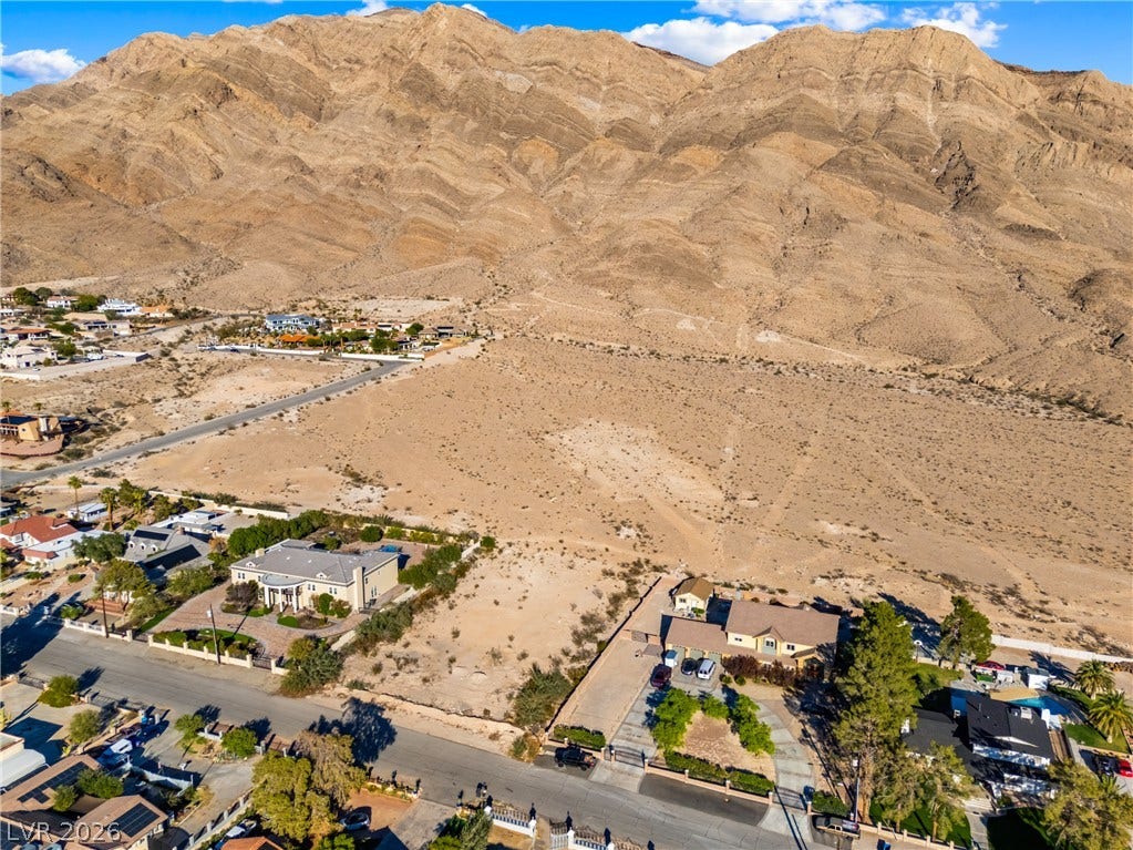 310 Peaceful Street, Las Vegas, NV 89110 310 Peaceful Street, Las Vegas, NV 89110