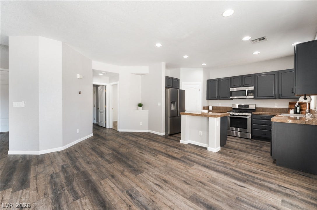 6527 Velvet Silk Street, North Las Vegas, NV 89084 Modern, open-concept space.
