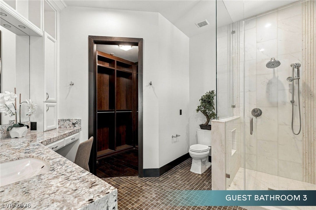 6 Bright Hollow Court, Las Vegas, NV 89135