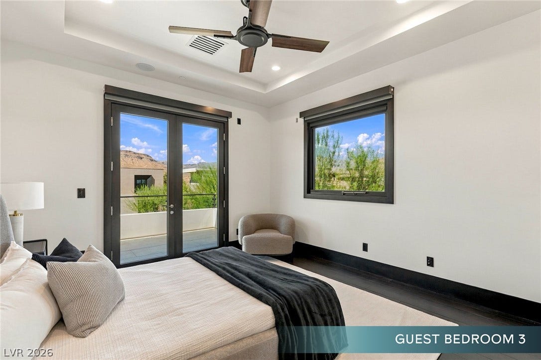 6 Bright Hollow Court, Las Vegas, NV 89135