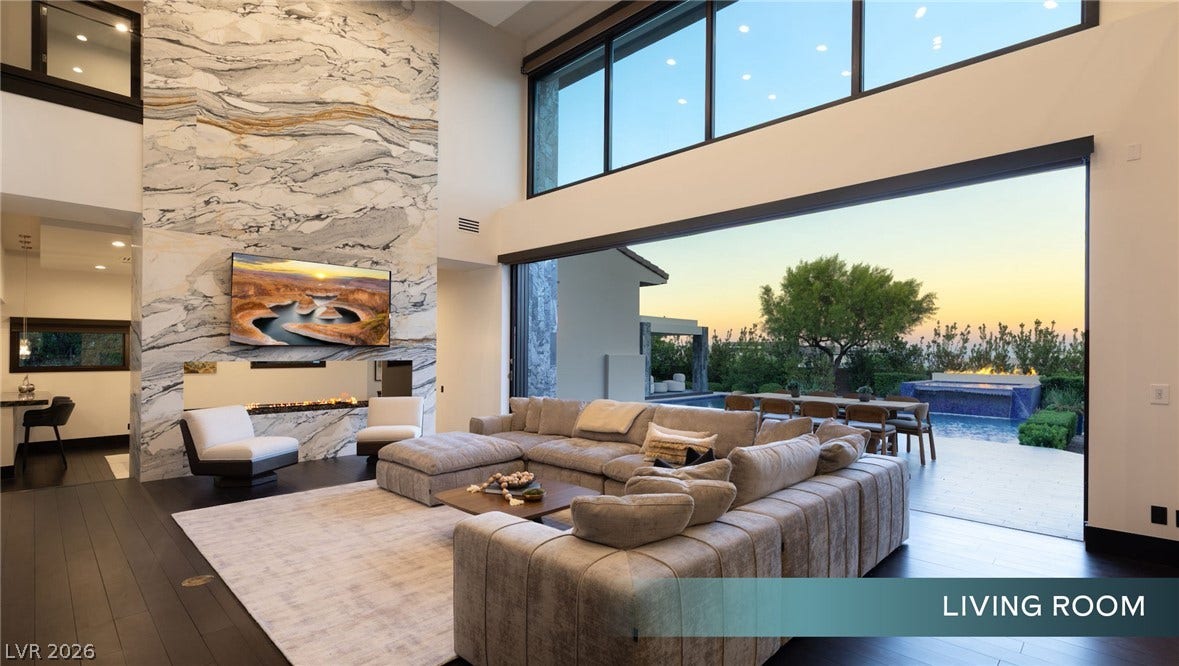 6 Bright Hollow Court, Las Vegas, NV 89135