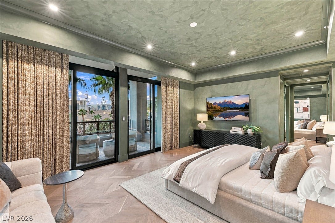1 Hughes Center Drive, #507, Las Vegas, NV 89169