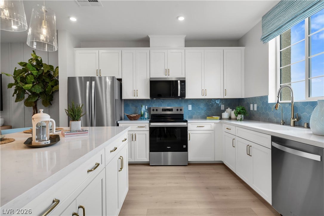 5623 Amethyst Valley Street, Las Vegas, NV 89118 5623 Amethyst Valley Street, Las Vegas, NV 89118