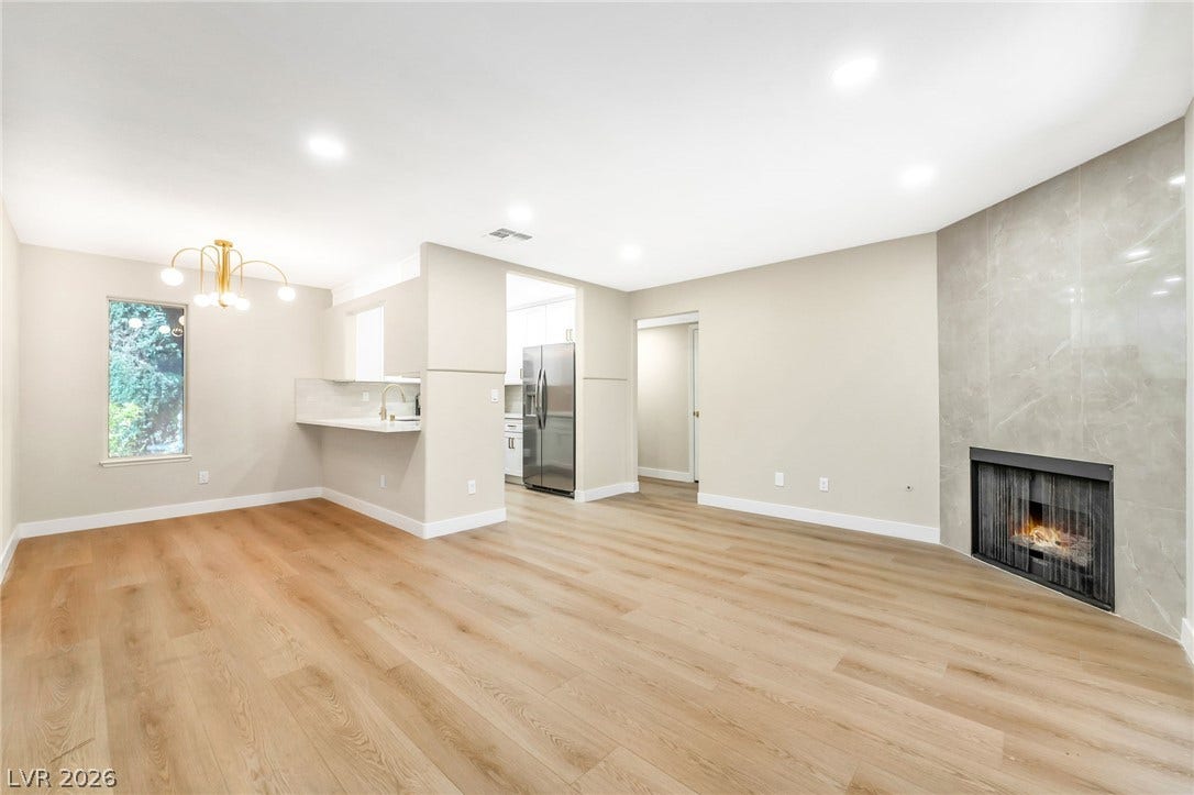 601 Cabrillo Circle, #431, Henderson, NV 89015 An inviting open floor plan connects the living area to a modern kitchen.