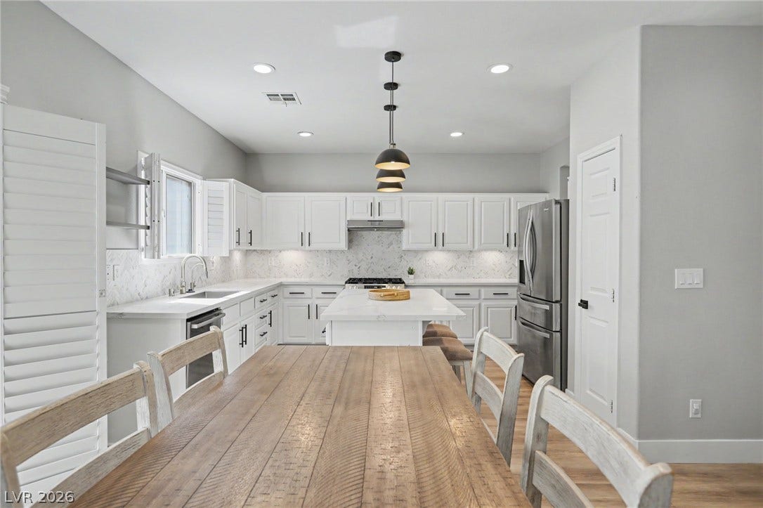 721 Pacific Cascades Drive, Henderson, NV 89012 721 Pacific Cascades Drive, Henderson, NV 89012