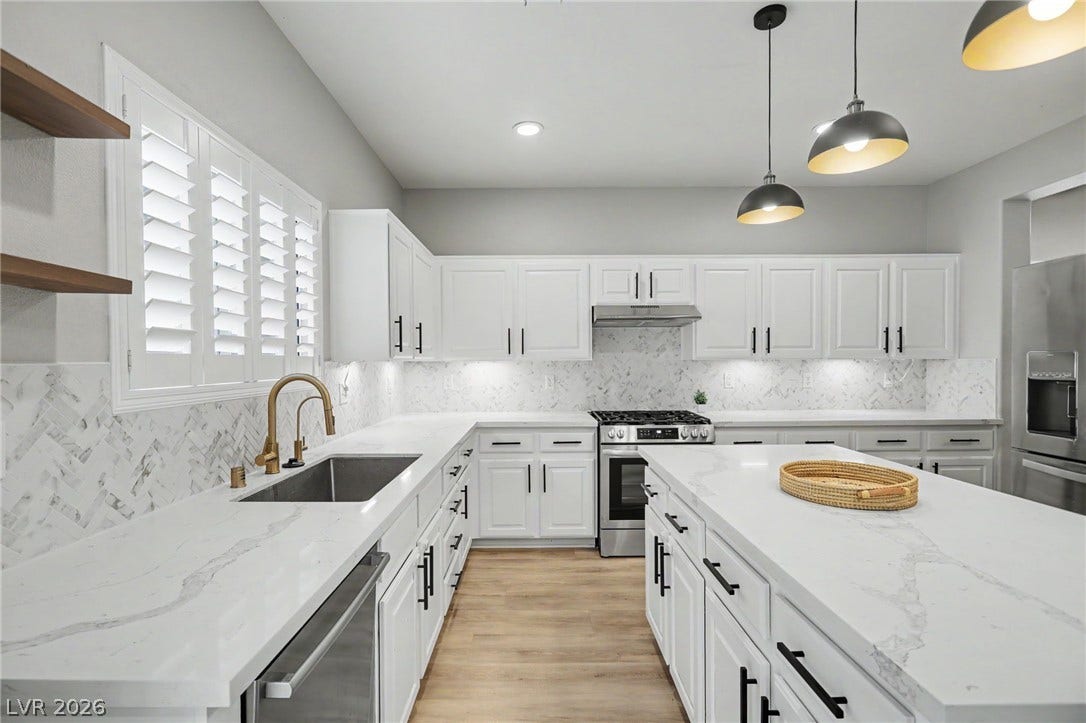721 Pacific Cascades Drive, Henderson, NV 89012 721 Pacific Cascades Drive, Henderson, NV 89012