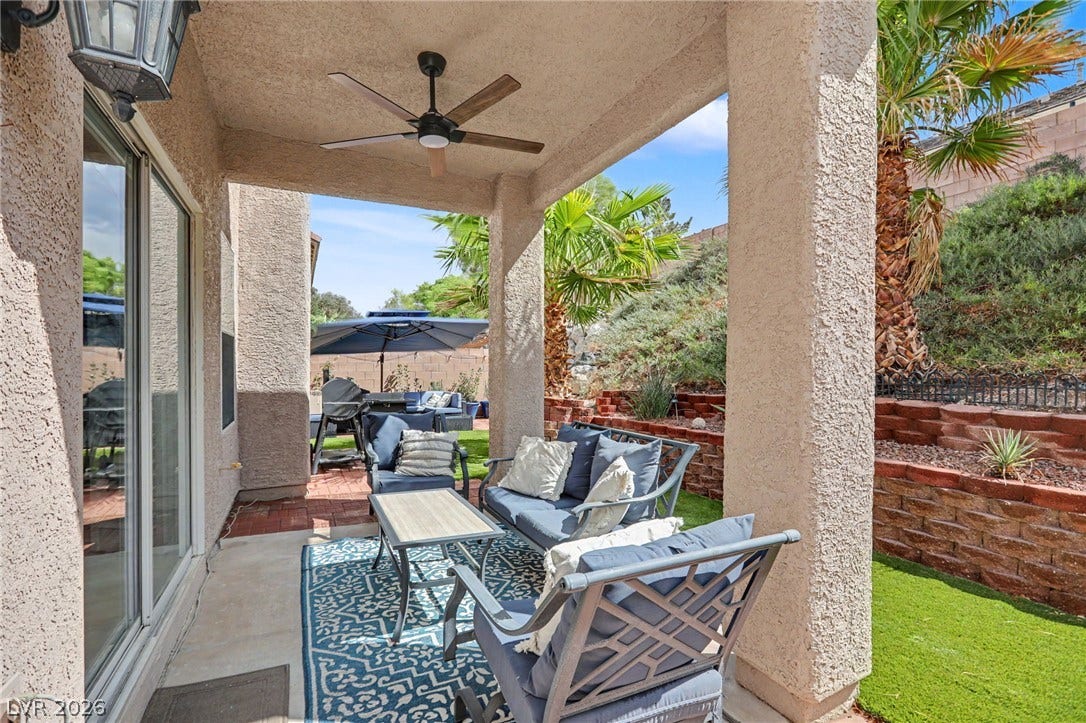 721 Pacific Cascades Drive, Henderson, NV 89012 721 Pacific Cascades Drive, Henderson, NV 89012