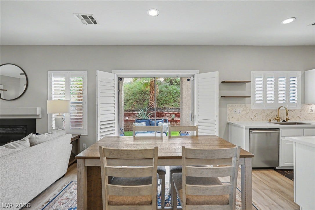 721 Pacific Cascades Drive, Henderson, NV 89012 721 Pacific Cascades Drive, Henderson, NV 89012