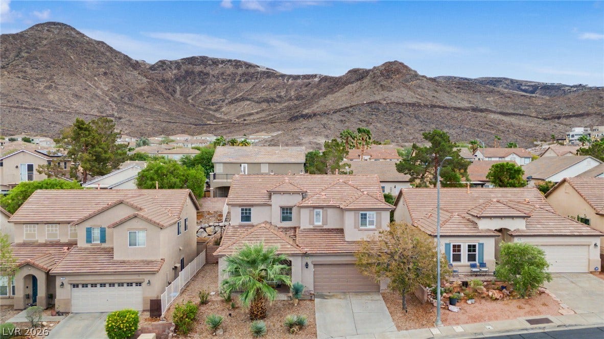 721 Pacific Cascades Drive, Henderson, NV 89012 721 Pacific Cascades Drive, Henderson, NV 89012