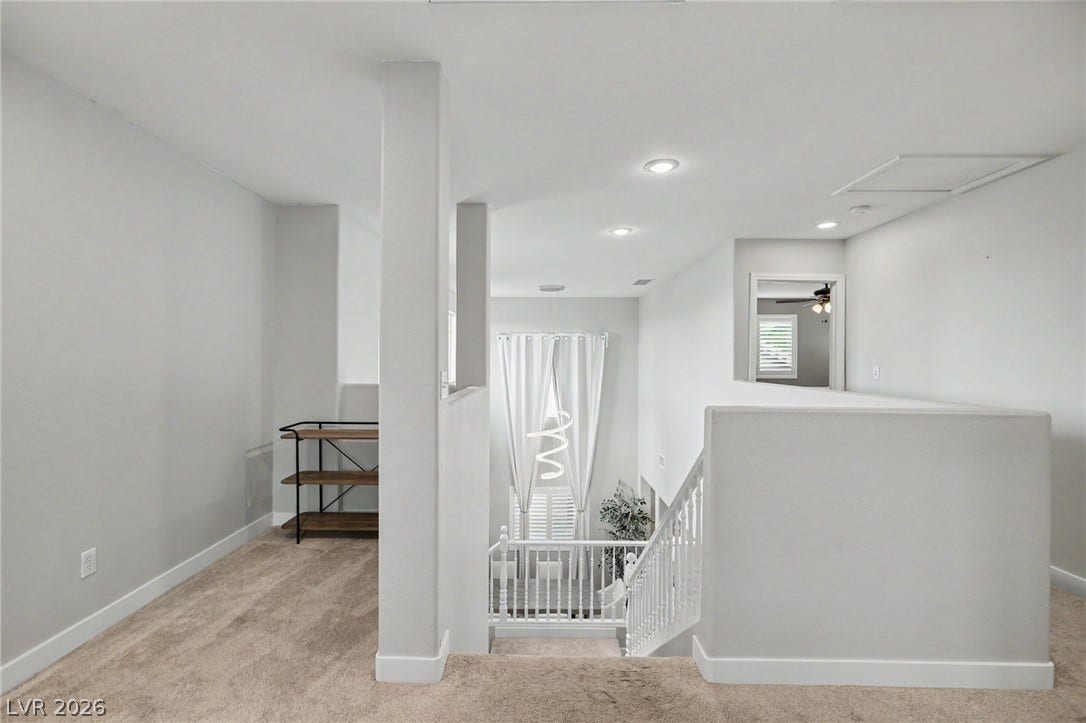 721 Pacific Cascades Drive, Henderson, NV 89012 721 Pacific Cascades Drive, Henderson, NV 89012