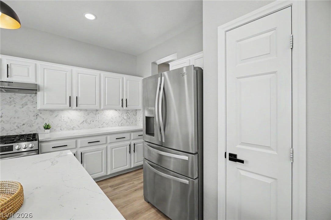 721 Pacific Cascades Drive, Henderson, NV 89012 721 Pacific Cascades Drive, Henderson, NV 89012