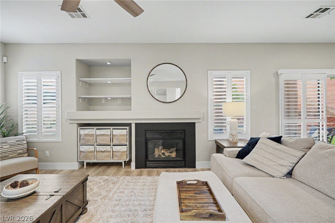 721 Pacific Cascades Drive, Henderson, NV 89012 721 Pacific Cascades Drive, Henderson, NV 89012