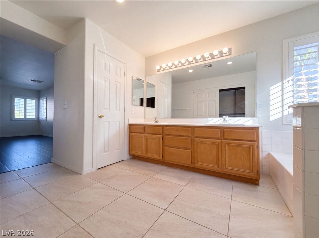 2559 Hitchcock Street, Henderson, NV 89052 2559 Hitchcock Street, Henderson, NV 89052