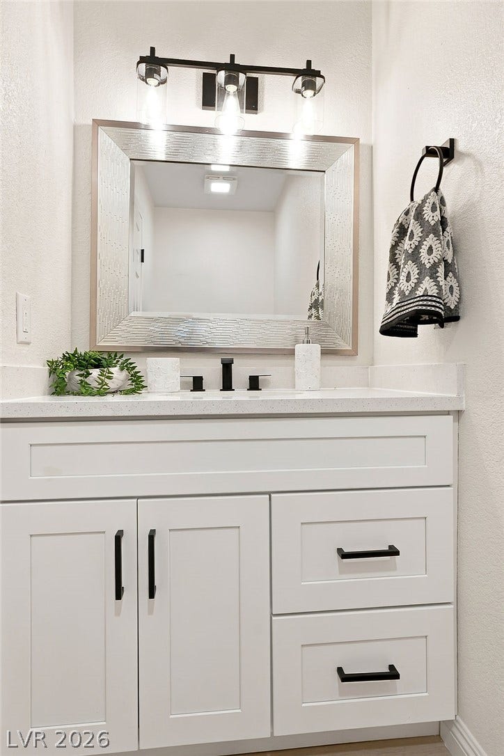 6250 W Flamingo Road, #62, Las Vegas, NV 89103 Downstairs guest bath