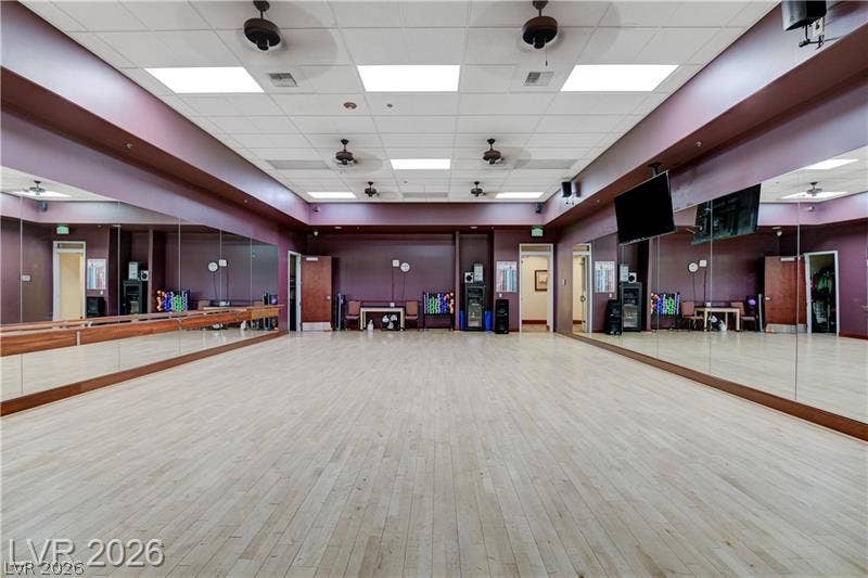 Yoga/line dance/Stretch Classroom.