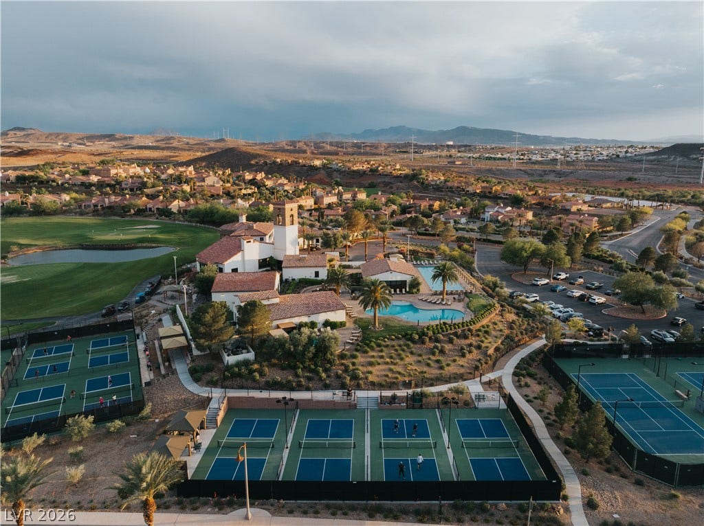 66 Lakefront Drive, Henderson, NV 89011 66 Lakefront Drive, Henderson, NV 89011