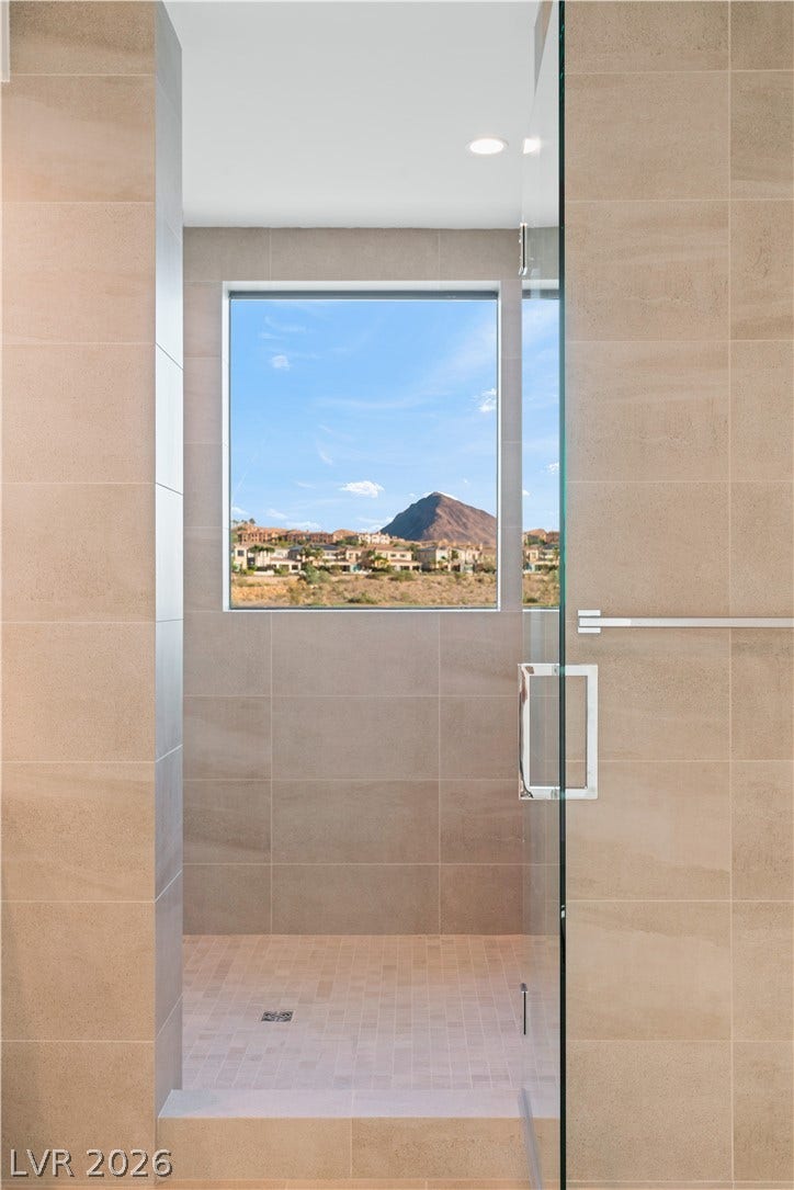 66 Lakefront Drive, Henderson, NV 89011 66 Lakefront Drive, Henderson, NV 89011