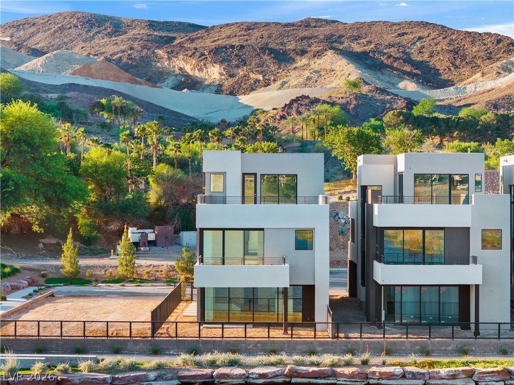 66 Lakefront Drive, Henderson, NV 89011 66 Lakefront Drive, Henderson, NV 89011