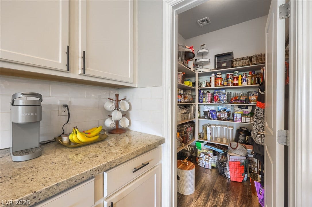 393 Via San Remo Circle, Henderson, NV 89011