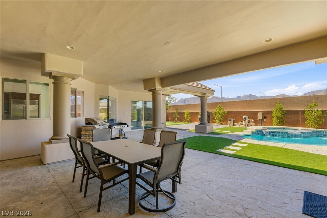 5625 N Chieftain Street, Las Vegas, NV 89149 5625 N Chieftain Street, Las Vegas, NV 89149