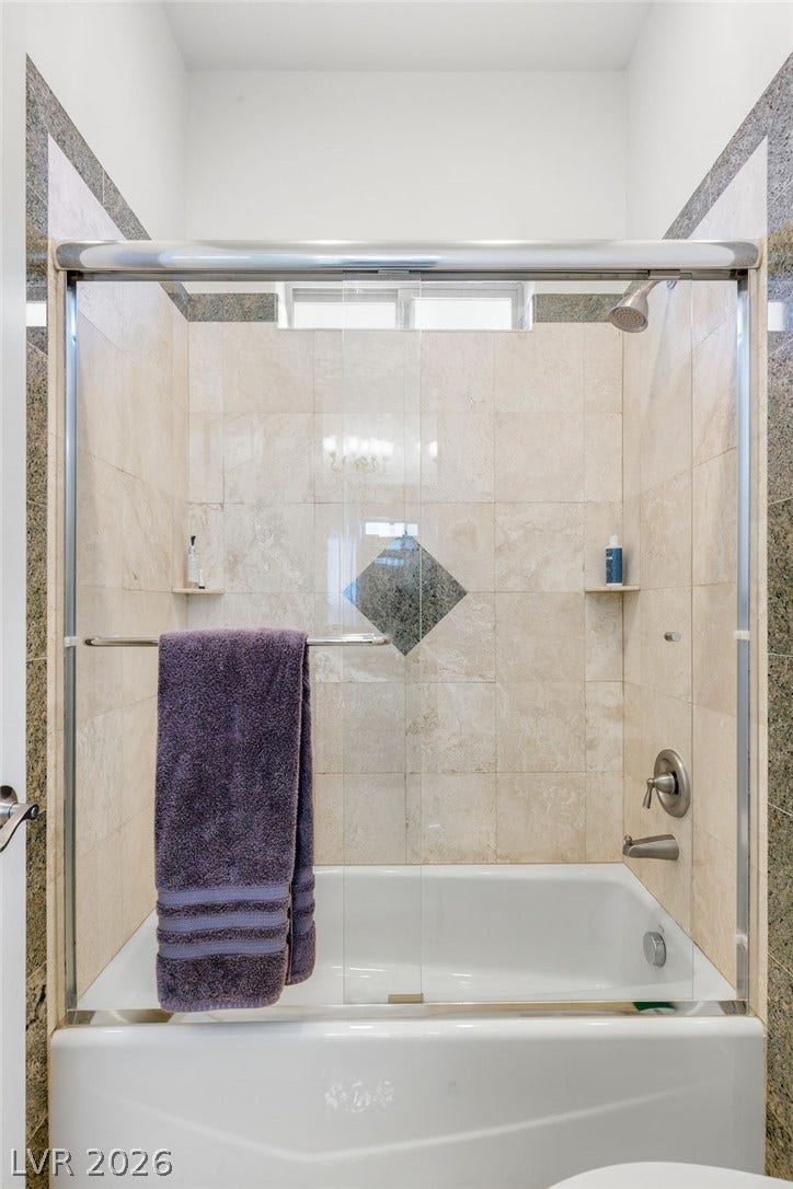 5625 N Chieftain Street, Las Vegas, NV 89149 5625 N Chieftain Street, Las Vegas, NV 89149