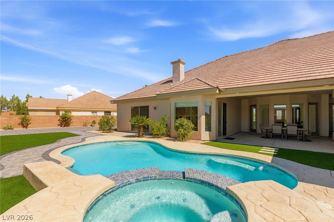 5625 N Chieftain Street, Las Vegas, NV 89149 5625 N Chieftain Street, Las Vegas, NV 89149