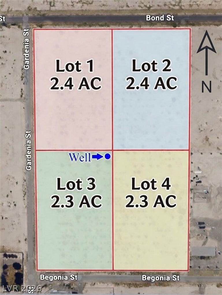 A detailed layout map highlights the boundaries and dimensions of the available parcels.