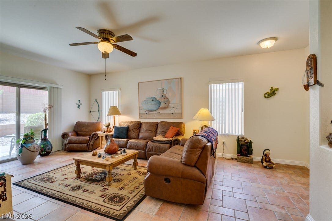 573 Carmel Mesa Drive, Henderson, NV 89012 573 Carmel Mesa Drive, Henderson, NV 89012
