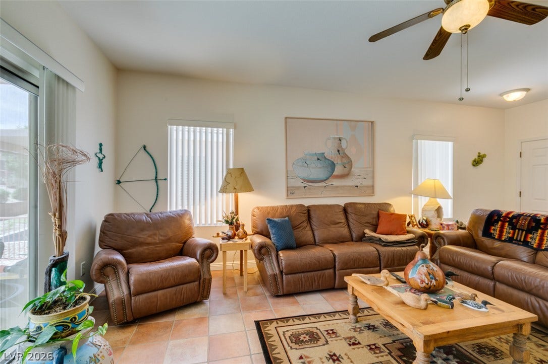 573 Carmel Mesa Drive, Henderson, NV 89012 573 Carmel Mesa Drive, Henderson, NV 89012