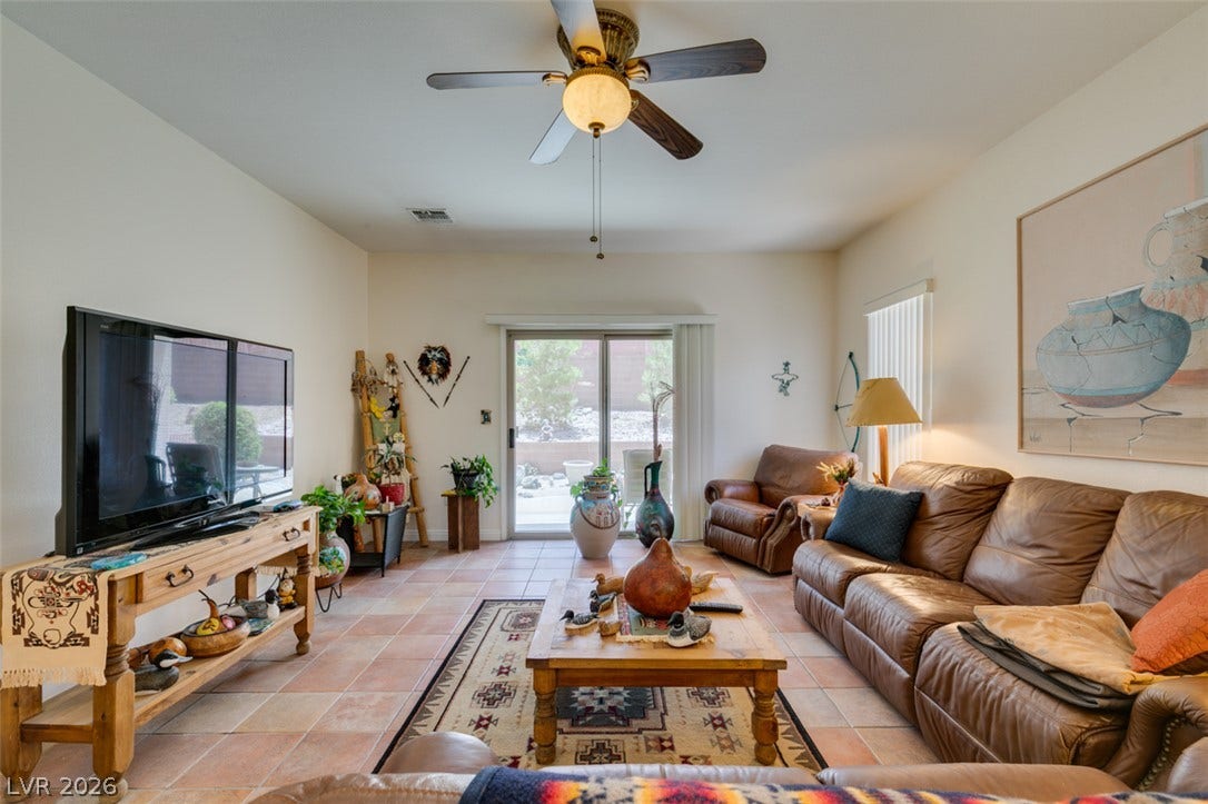 573 Carmel Mesa Drive, Henderson, NV 89012 573 Carmel Mesa Drive, Henderson, NV 89012
