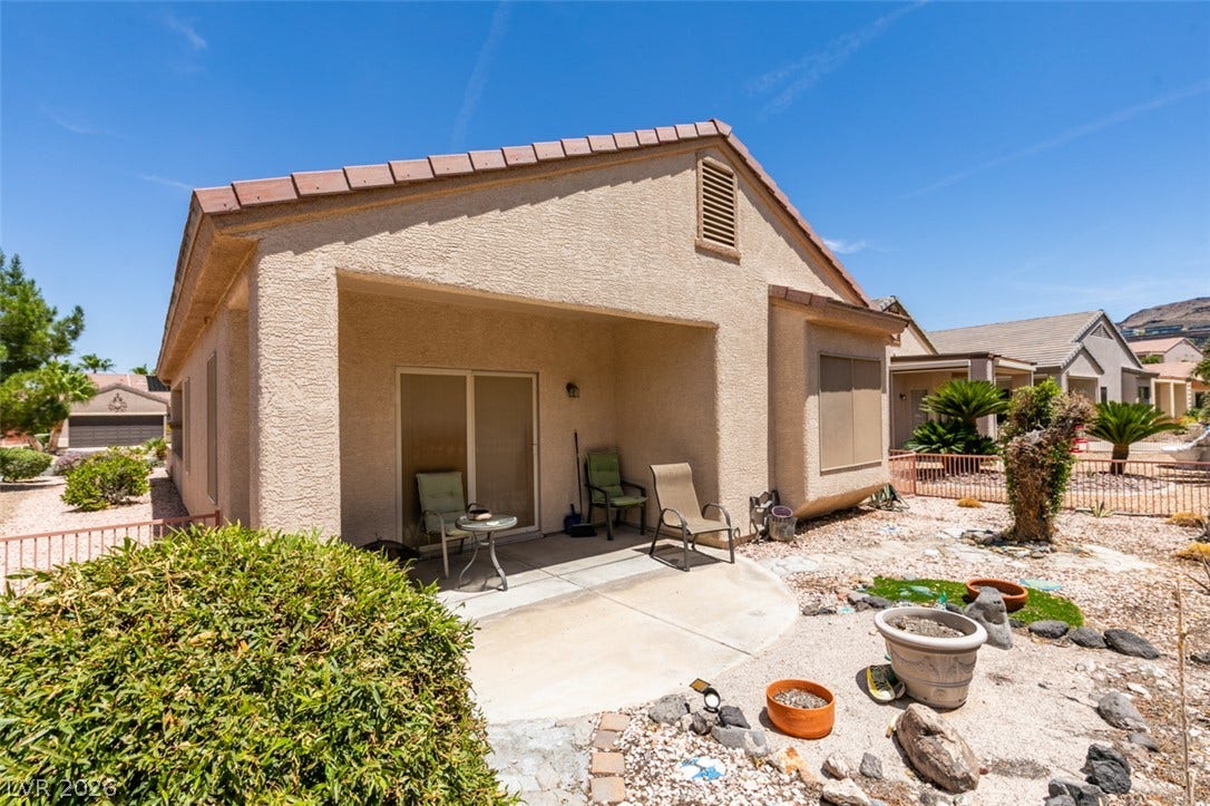 573 Carmel Mesa Drive, Henderson, NV 89012 573 Carmel Mesa Drive, Henderson, NV 89012