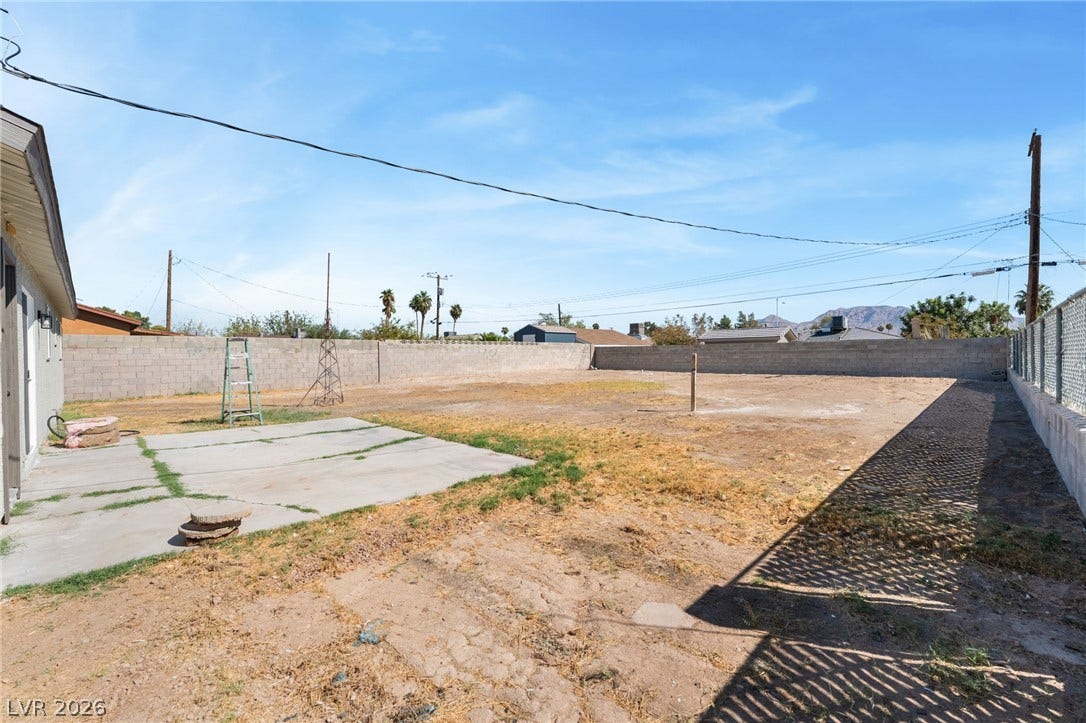 220 Ronald Lane, Las Vegas, NV 89110 220 Ronald Lane, Las Vegas, NV 89110
