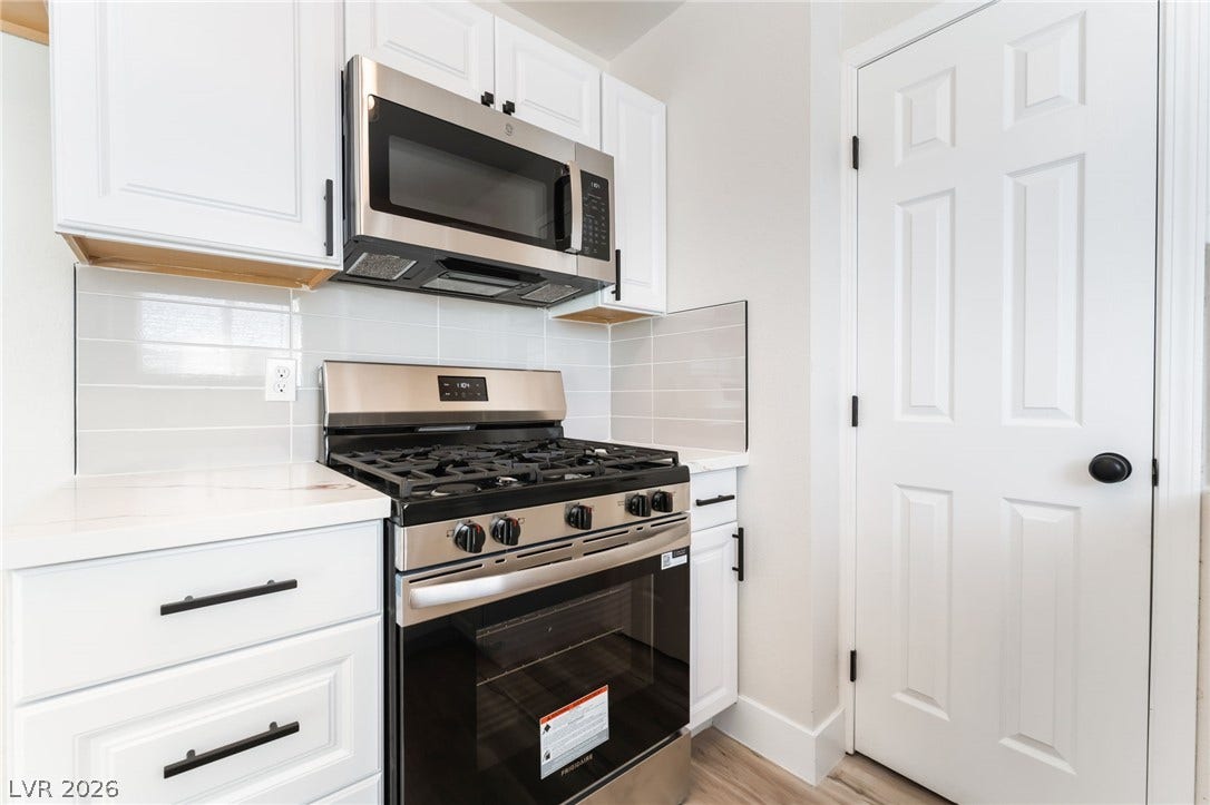 220 Ronald Lane, Las Vegas, NV 89110 220 Ronald Lane, Las Vegas, NV 89110