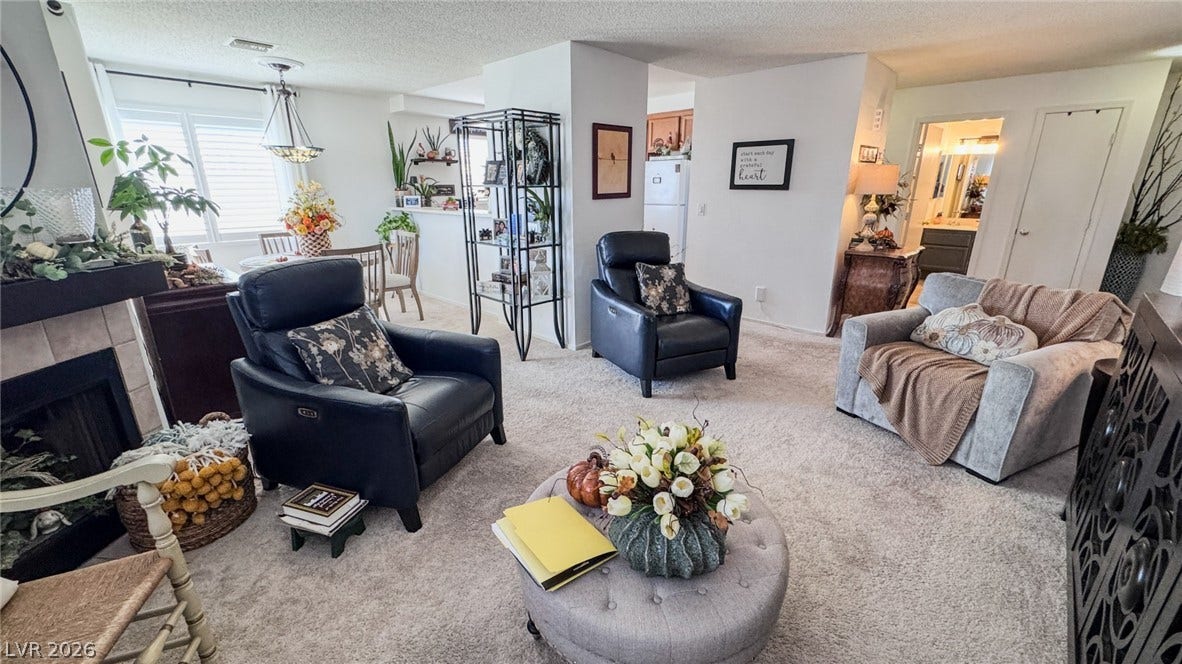 2241 Highpointe Drive, #201, Laughlin, NV 89029 2241 Highpointe Drive, #201, Laughlin, NV 89029