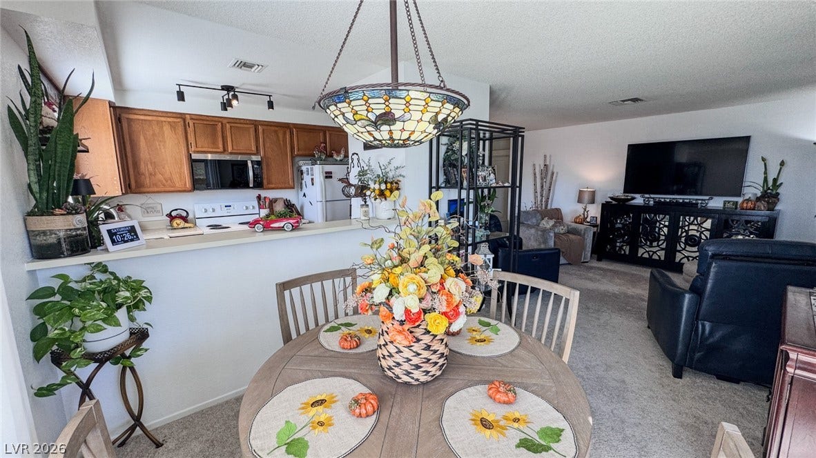 2241 Highpointe Drive, #201, Laughlin, NV 89029 2241 Highpointe Drive, #201, Laughlin, NV 89029