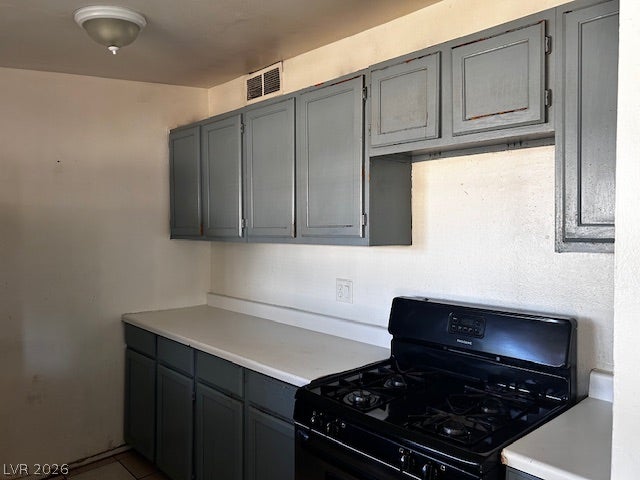 3708 Perliter Avenue, North Las Vegas, NV 89030 Functional cabinetry pairs with a gas range in this straightforward culinary space.