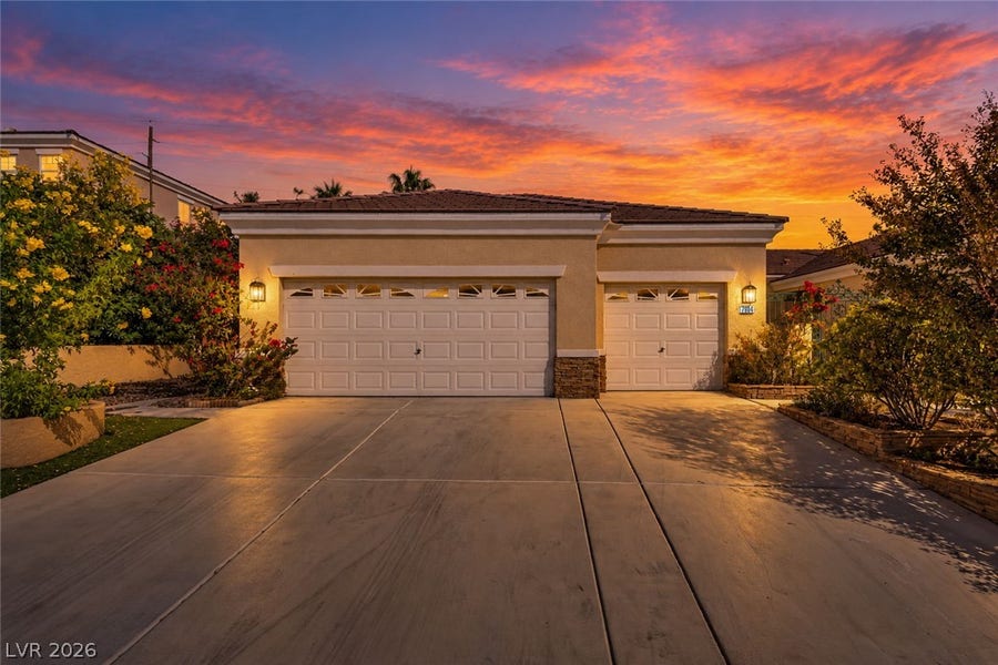 Property photo for 7904 Roxburgh Castle Avenue, Las Vegas, NV