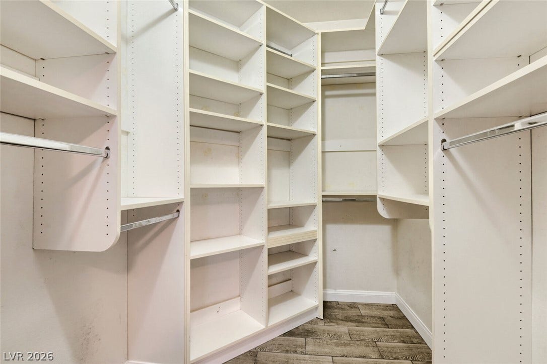508 Indian Princess Drive, #104, Las Vegas, NV 89145 Primary walk-in closet