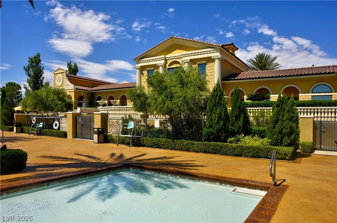 25 Via Visione, #104, Henderson, NV 89011 25 Via Visione, #104, Henderson, NV 89011