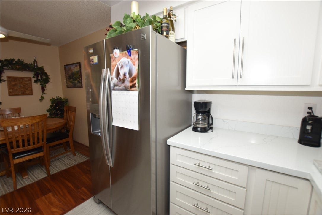 1575 W Warm Springs Road, #1514, Henderson, NV 89014 fridge stays