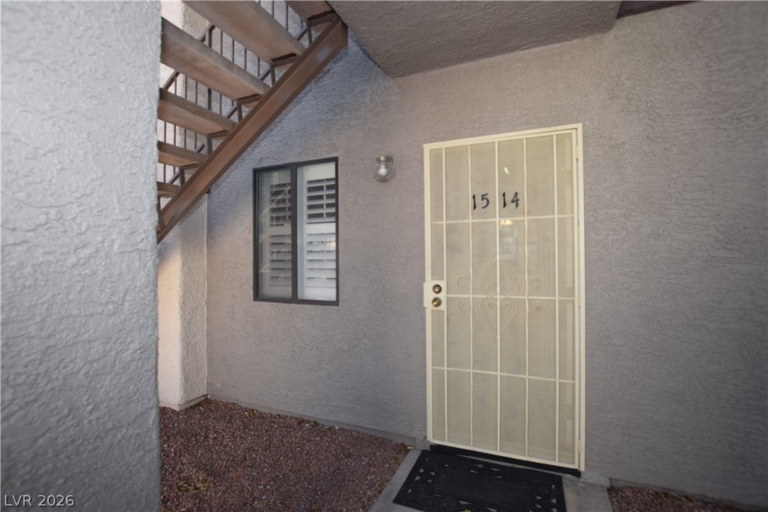 1575 W Warm Springs Road, #1514, Henderson, NV 89014 security door