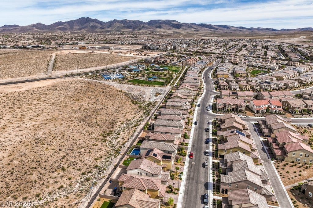 2416 Bellinzona Place, Henderson, NV 89044 2416 Bellinzona Place, Henderson, NV 89044